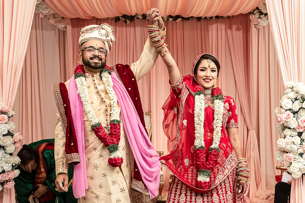 Indian wedding couple photographed in New York and New Jersey