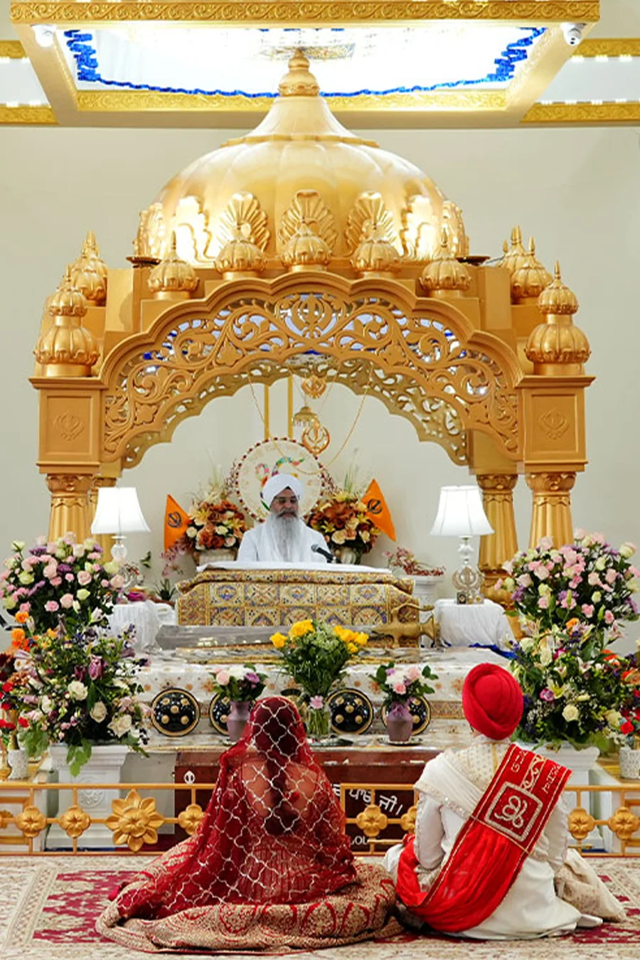 Sikh bride and groom portrait at a Gurdwara